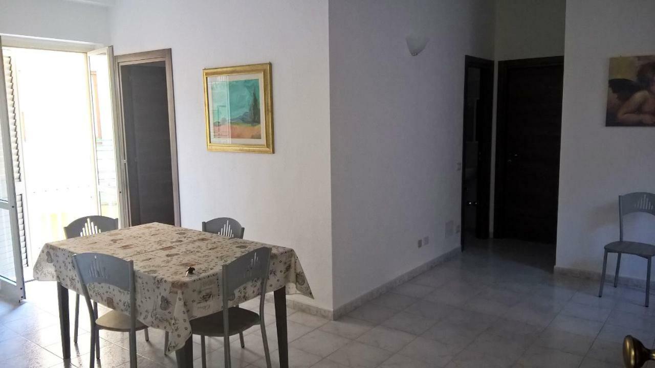 Вилла Climatizzato In Centro A 100M Dal Mare Чиро-Марина Экстерьер фото